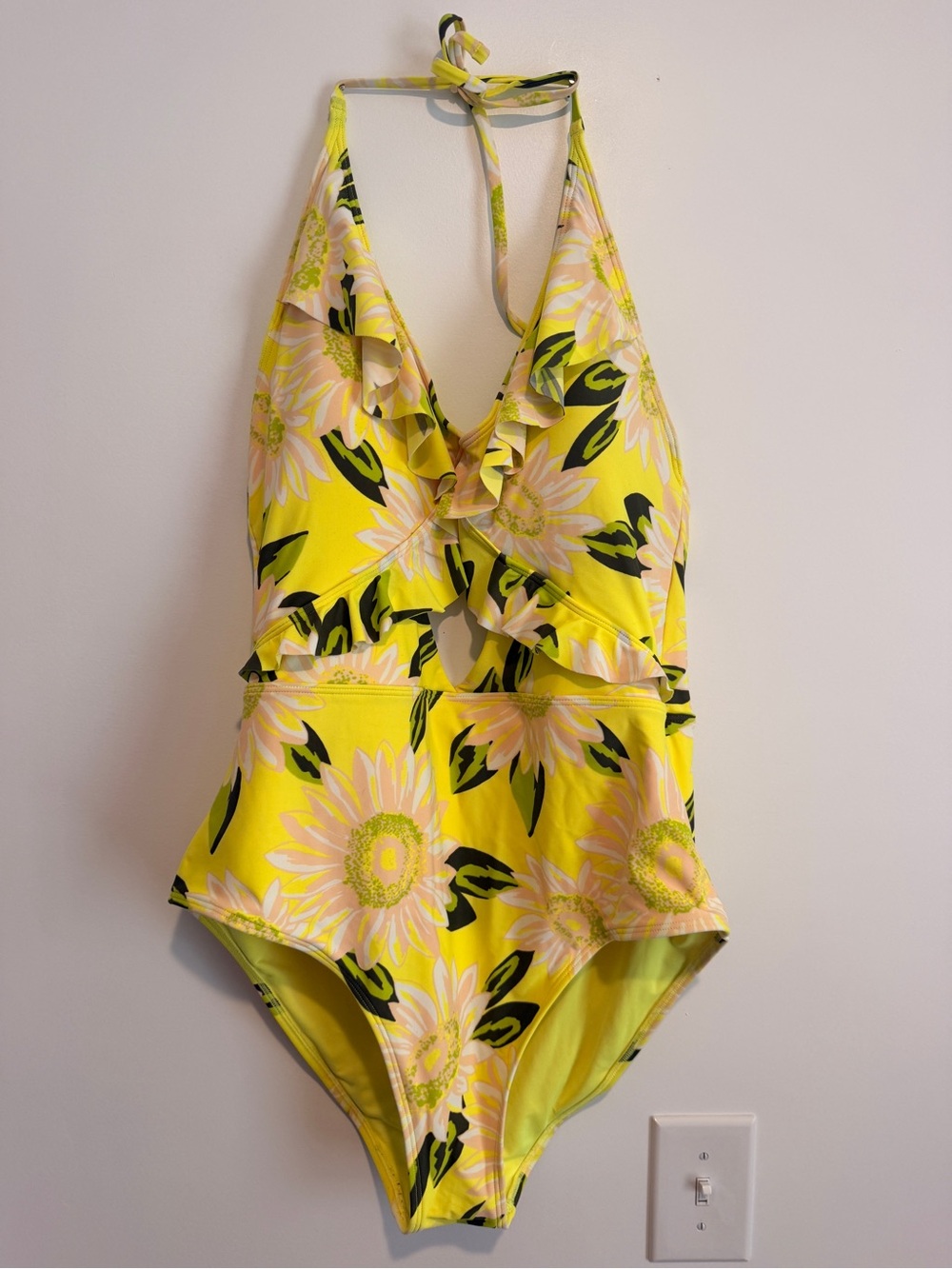 Aerie Women’s Yellow Floral Ruffled One-Piece Swimsuit